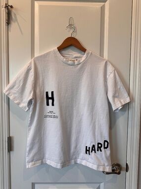 HONOR THE GIFT T-SHIRT SIZE M